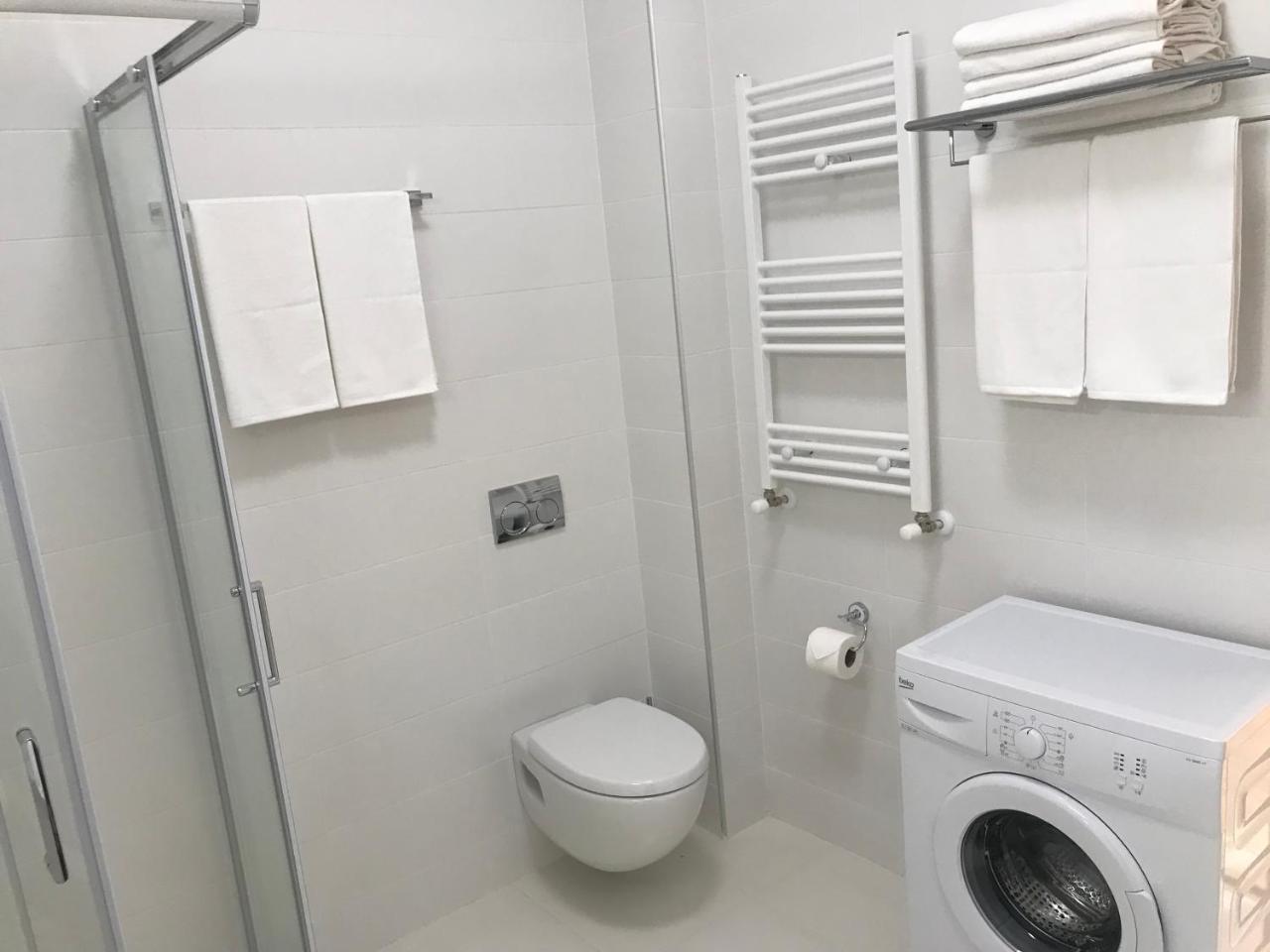 Full Comfort Apartment On Aghmashenebeli Tiflis Dış mekan fotoğraf