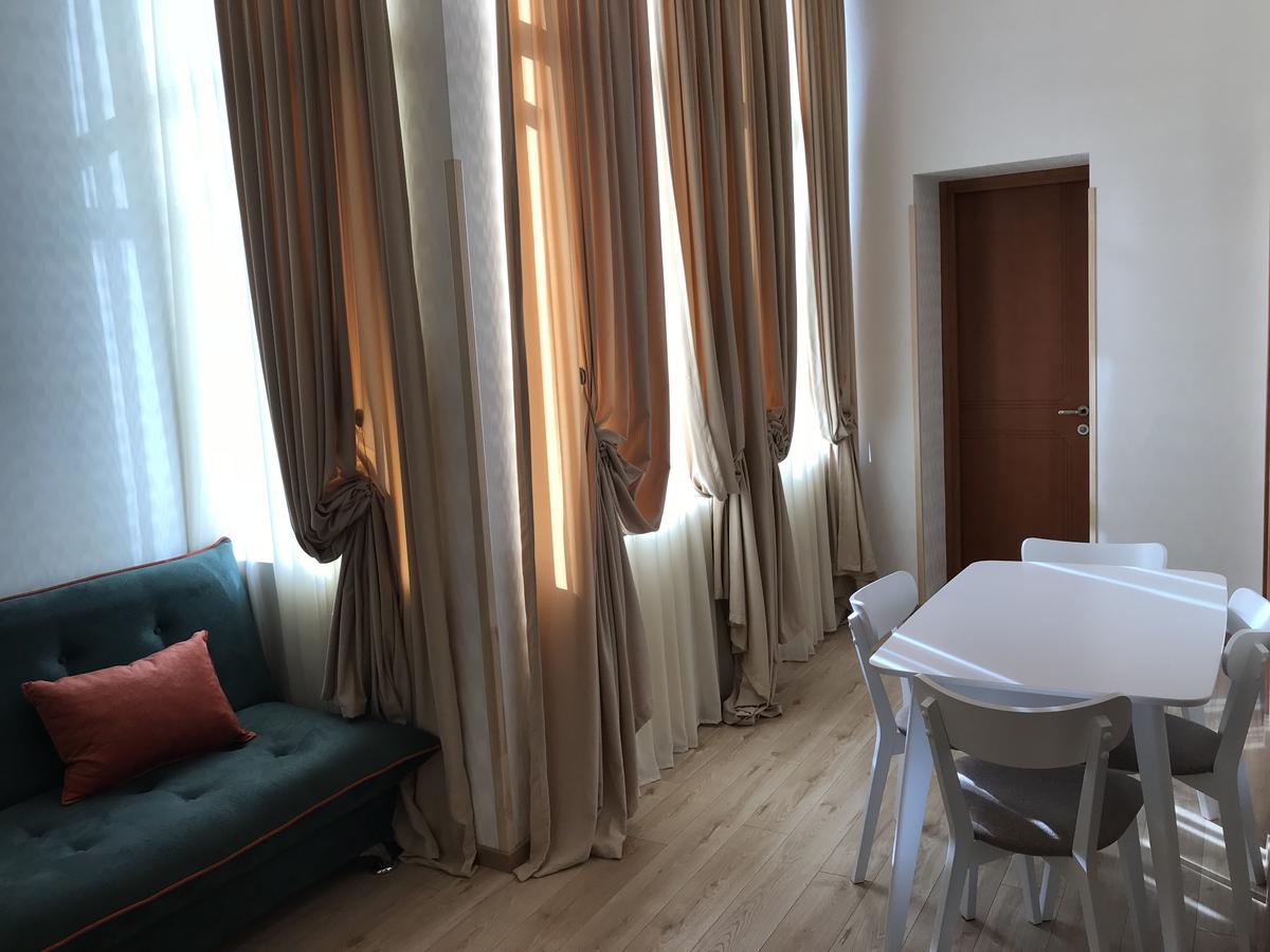 Full Comfort Apartment On Aghmashenebeli Tiflis Dış mekan fotoğraf