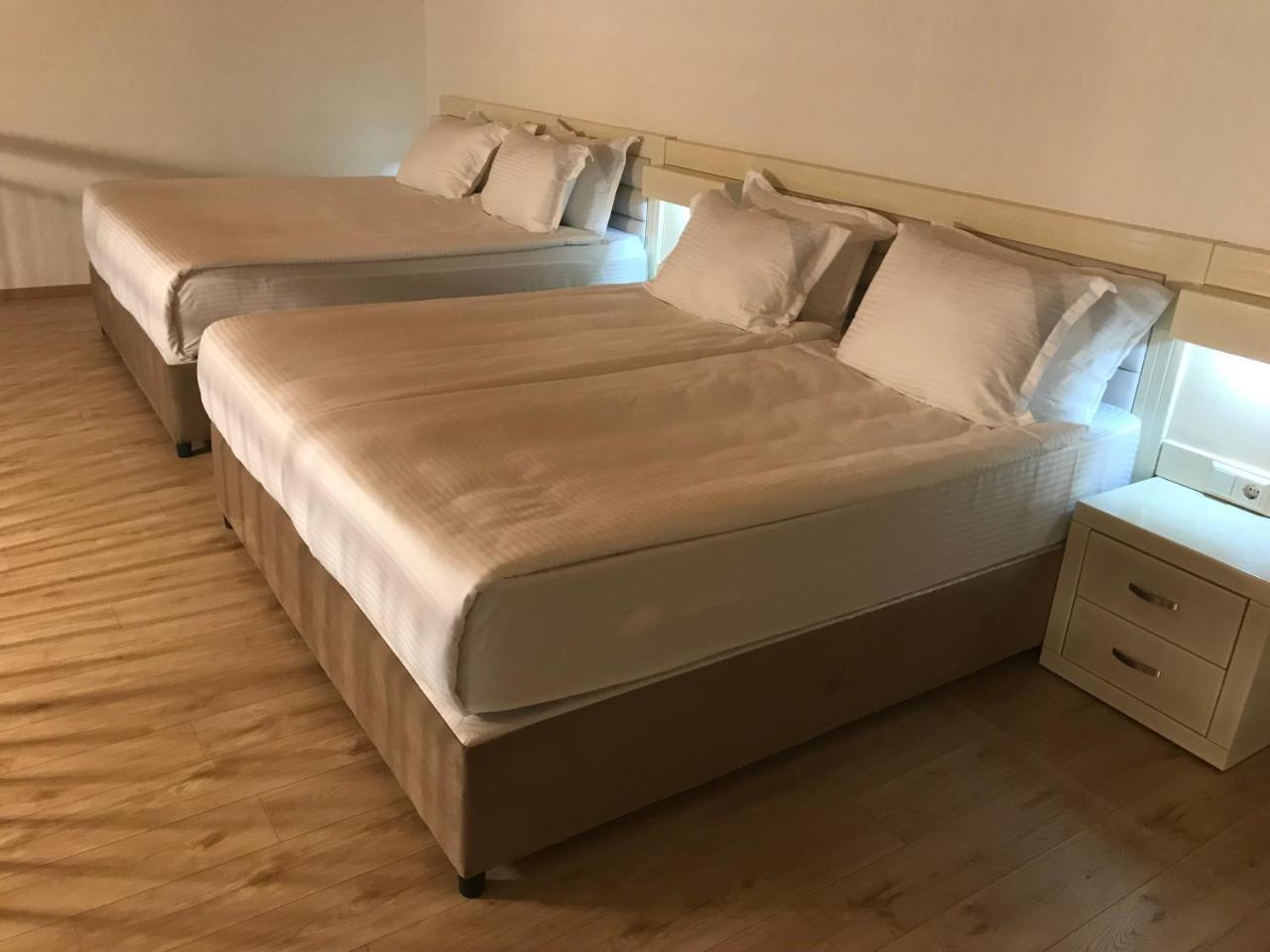 Full Comfort Apartment On Aghmashenebeli Tiflis Dış mekan fotoğraf