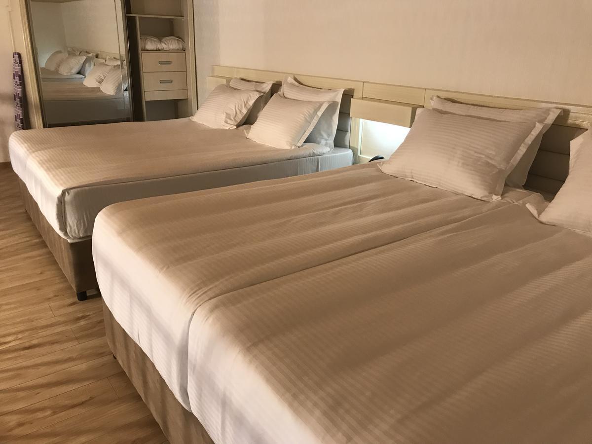 Full Comfort Apartment On Aghmashenebeli Tiflis Dış mekan fotoğraf