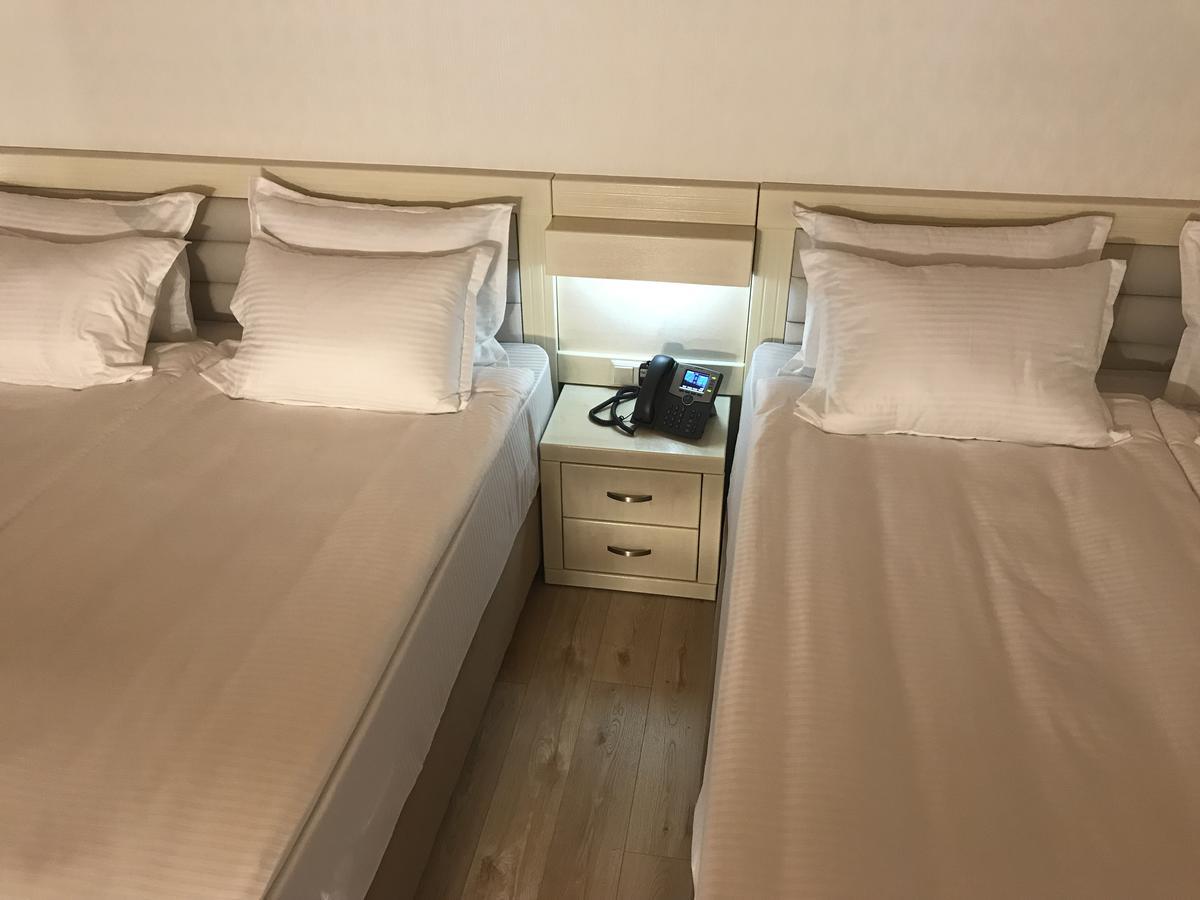 Full Comfort Apartment On Aghmashenebeli Tiflis Dış mekan fotoğraf